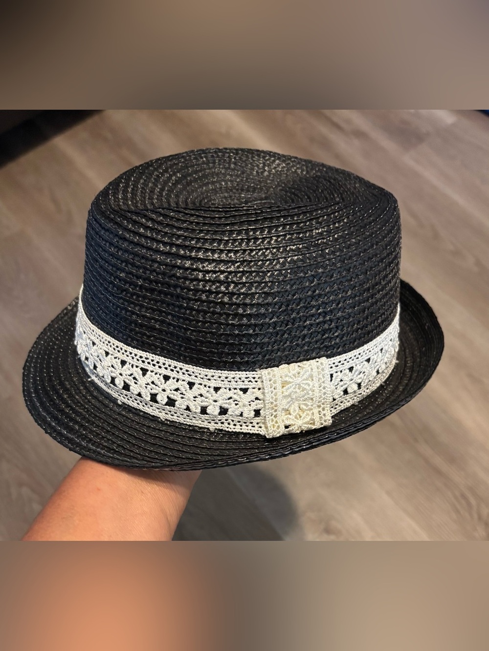 Nouveau Lace Ribbon Band Fedora Straw Sun Hat